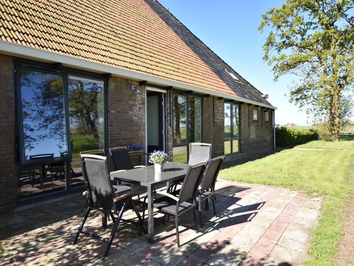 Rural Holiday Home With A Lovely Sunny Terrace Workum Exterior foto